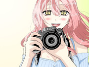 ジュジュ様を撮る心寿ちゃん