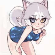 ヒトの大好きなスク水ですぅ