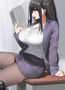 教卓に乗りながら授業をする行儀が悪い先生