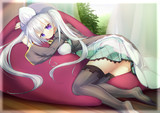 人をだめにするクッションVSヒノキ