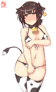 わんどろ牛柄ビキニ初月