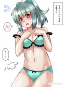 ビキニでおへそな夕張さん