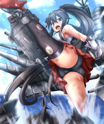 矢矧の魚雷発射パンチラキック