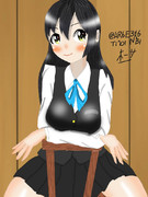 椅子にまたがる親潮さん