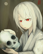 しゃれこうべと巫女さん