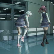 ソックスを直してる小春六花