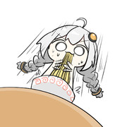 素手でラーメンすするあかりちゃん