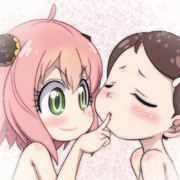 アーニャ飴あげるます