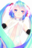 じっと見ているアペミクさん