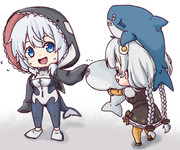 布教するサメあかりとされるシャチもち子さん