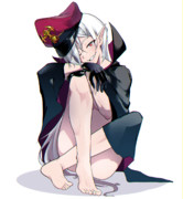 吸血鬼には裸マント