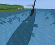 プールの中に潜水艦？