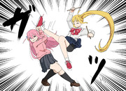 虹夏ちゃんの蹴りを受け止めるぼっち