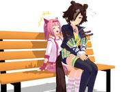 後輩を膝に座らせるウララ