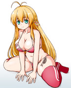 お座りマキさん