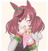 んんんんんー!（クレープが美味しかったっす！♡）