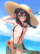 千冬「六花先輩から内地ではこの水着が流行りなんだと聞いたのですが」