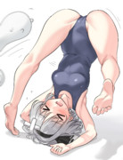 危ない体勢のスク水妖夢ちゃん