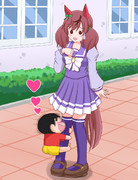 ネイチャが好きすぎて足を抱きしめてしまうしんちゃん