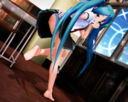 【Latさんスクール】足裏さんも見せつつ ちらり…♡