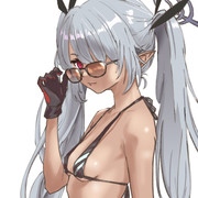 水着イオリ