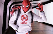 スパイダーマン