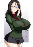 制服姿のノンナさん