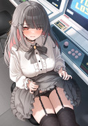 うぅ…約束は約束なので、次は負けないですから…