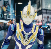 ウルトラマン