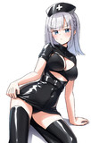 エナメル黒ナースりりせいいんちょ