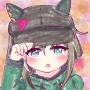 帽子は深くかぶるタイプ