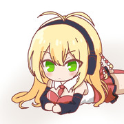 寝そべり マキちゃん。