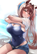 脱ぎダス