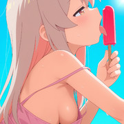 アイスを食べるまひろちゃん