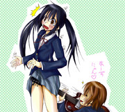 あずにゃんの股間がムスタング