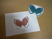 初めて彫ってみた「蝶」