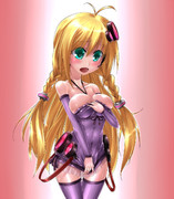 マキさんにゆかりさんの服を着せようとしただけ。