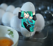 ちっちゃいミクが卵から。