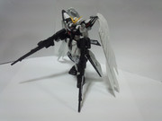 HGACウイングガンダムゼロR