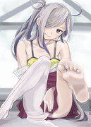 いよっし！とりあえず足舐めさせてやんよ？