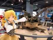 何かを訴えるマミさんと