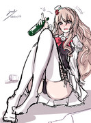 えへへ、飲んでるぅ？