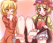 秋姉妹に踏んでもらう