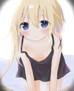 「さっきからなんで見てくるの？」