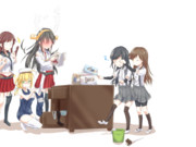 司令官の机に迫る艦娘の魔の手