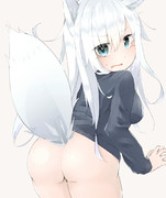 銀髪青目縦セタ巨乳狐幼女