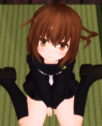 すっごい司令官を覗き込んでくる文月ちゃん