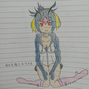 女の子座りするイワビー