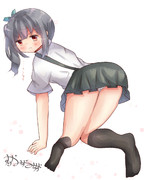 よつんばいの霞ちゃん