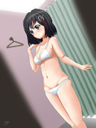 水着を試着する羽黒ちゃん